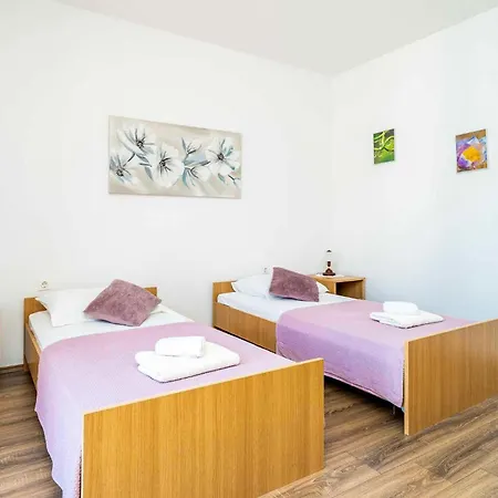 Appartement Lovely In With Wifi *