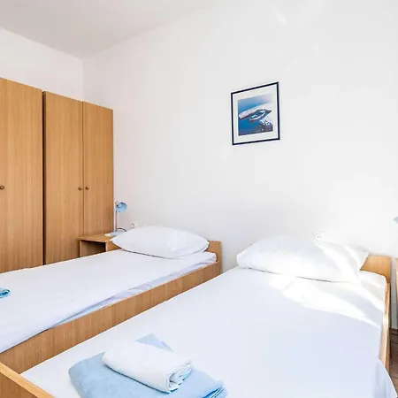 Appartement Lovely In With Wifi